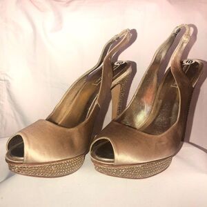 BCBG Max Azria Vero Cuoio Slingback